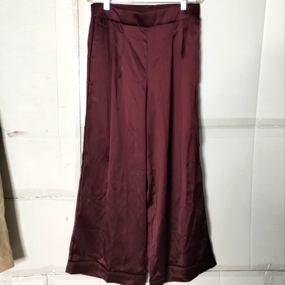 Torrid StreakySatin Hi Rise Sassafras Burgundy WideLeg Pants SZ 00R Dressy Party